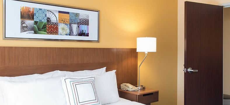 Fairfield Inn And Suites By Marriott St Charles Saint Charles